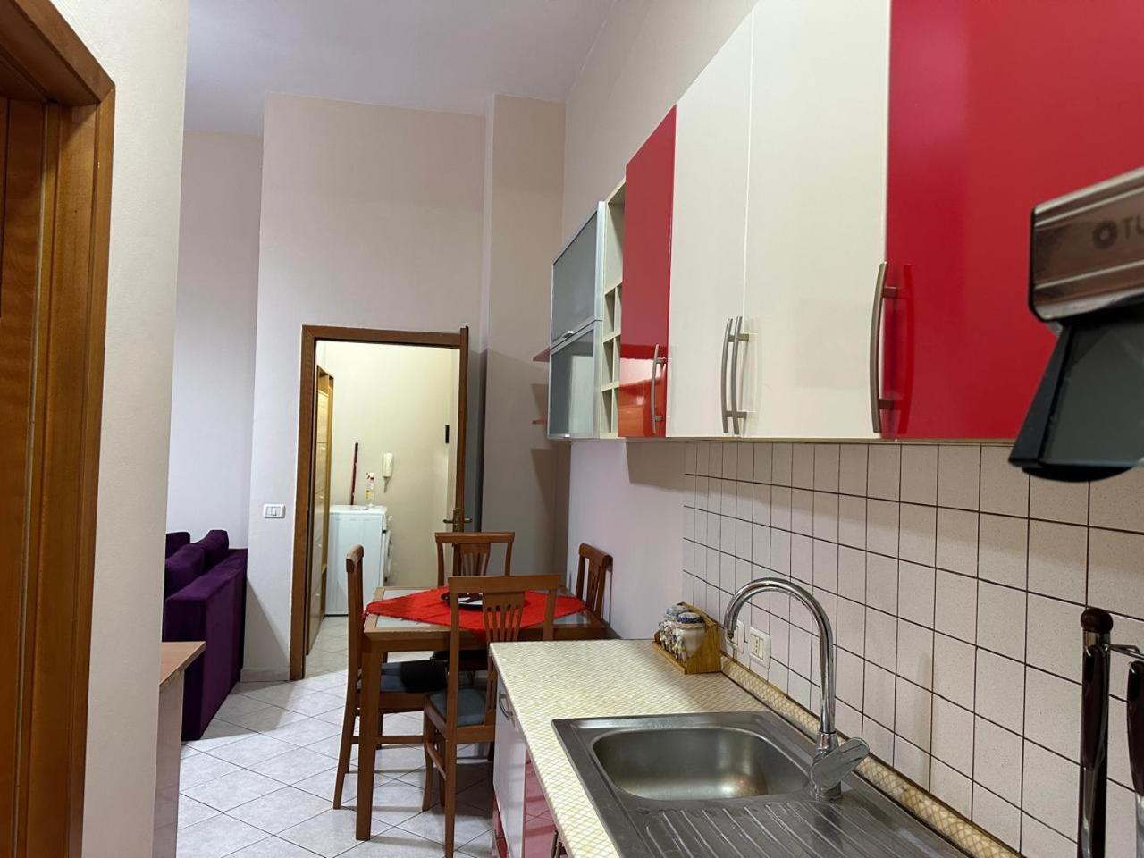 Hotelvila 22 Tirana Esterno foto